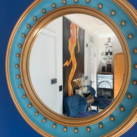Southsea Royale James Bond 3 Bed Cool Penthouse, Seafront Parking 포츠머스 외부 사진