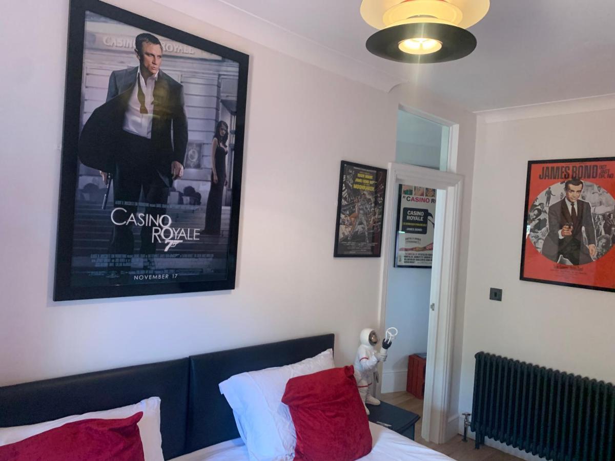 Southsea Royale James Bond 3 Bed Cool Penthouse, Seafront Parking 포츠머스 외부 사진